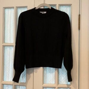 BB Dakota Black Sweater